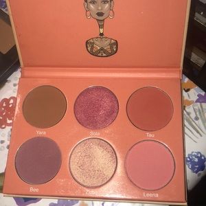 JUVIAS PLACE BLUSH PALETTE OR JAPONESQUE FACE PAL